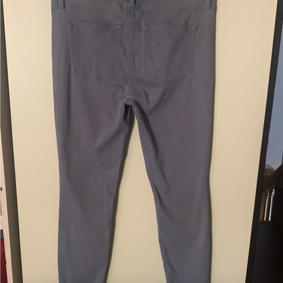 Loft gray skinny pants - Picture 4 of 9